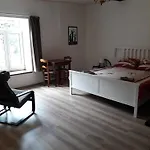 Casa de Férias La Ferme De La Semois Au Bord De L'eau 7 *