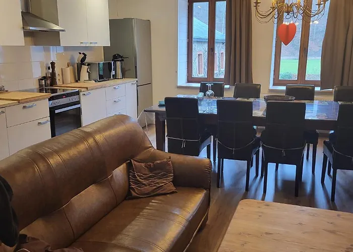 Vakantiehuis La Ferme De La Semois Au Bord De L'eau 7 Laviot