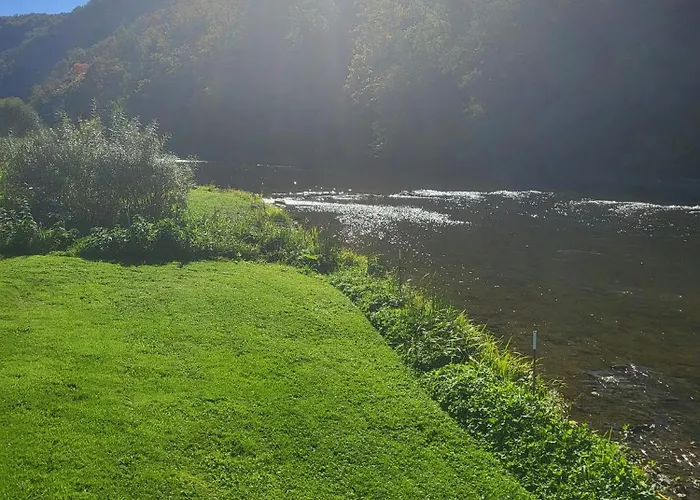 La Ferme De La Semois Au Bord De L'eau 7 *
