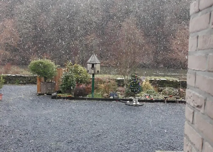 La Ferme De La Semois Au Bord De L'eau 7 *