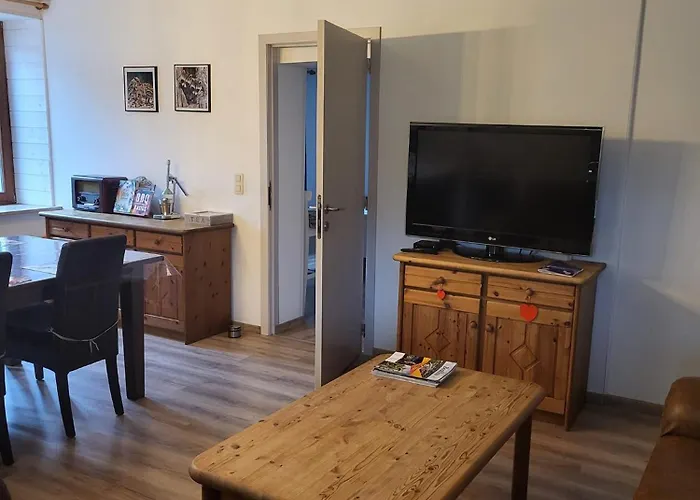 La Ferme De La Semois Au Bord De L'eau 7 *